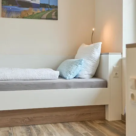 Kanalkajuete Wilhelm *